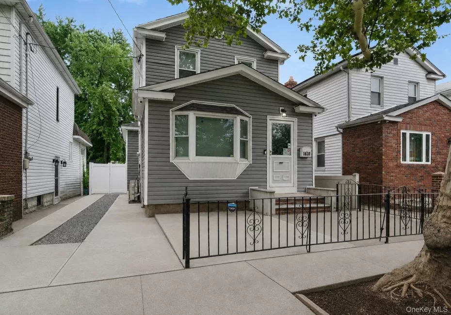 1630 52nd Street, New York, NY, 3 Bedrooms Bedrooms, 6 Rooms Rooms,2 BathroomsBathrooms,Residential,For Rent,52nd,0,1031365 1630 52nd Street, New York, NY, 3 Bedrooms Bedrooms, 6 Rooms Rooms,2 BathroomsBathrooms,Residential,For Rent,52nd,0,1031365