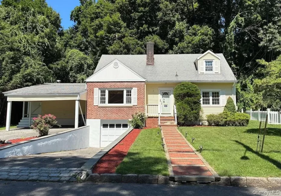 32 Dogwood Drive, Eastchester, NY, 5 Bedrooms Bedrooms, 9 Rooms Rooms,3 BathroomsBathrooms,Residential Lease,For Rent,Dogwood,0,1030072 32 Dogwood Drive, Eastchester, NY, 5 Bedrooms Bedrooms, 9 Rooms Rooms,3 BathroomsBathrooms,Residential Lease,For Rent,Dogwood,0,1030072