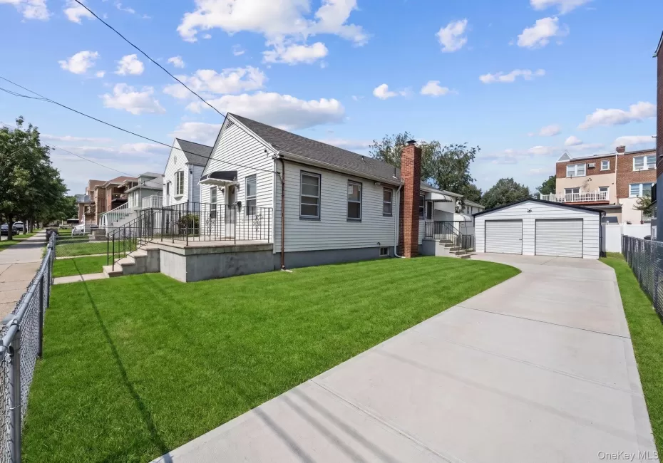 240 Buttrick Avenue, New York, NY, 3 Bedrooms Bedrooms, 12 Rooms Rooms,2 BathroomsBathrooms,Residential,For Rent,Buttrick,0,1031572 240 Buttrick Avenue, New York, NY, 3 Bedrooms Bedrooms, 12 Rooms Rooms,2 BathroomsBathrooms,Residential,For Rent,Buttrick,0,1031572