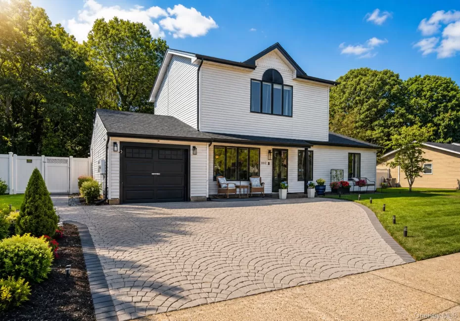 102 Inverness Road, Islip, NY, 3 Bedrooms Bedrooms, 7 Rooms Rooms,2 BathroomsBathrooms,Residential,For Rent,Inverness,0,1029224 102 Inverness Road, Islip, NY, 3 Bedrooms Bedrooms, 7 Rooms Rooms,2 BathroomsBathrooms,Residential,For Rent,Inverness,0,1029224