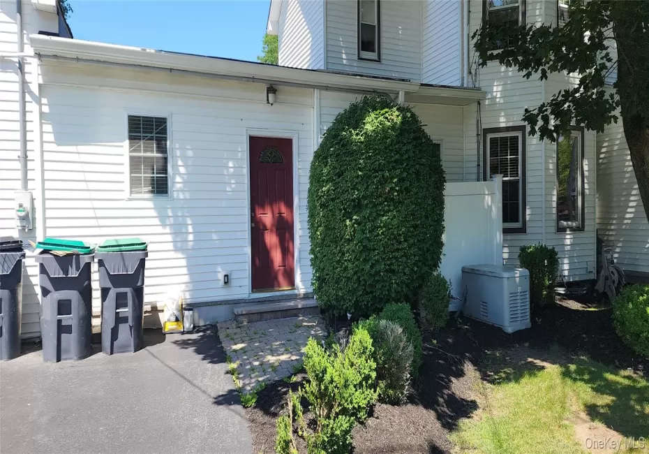 209 Route 32, Woodbury, NY, 1 Bedroom Bedrooms, 3 Rooms Rooms,1 BathroomBathrooms,Residential Lease,For Rent,Route 32,0,1030285 209 Route 32, Woodbury, NY, 1 Bedroom Bedrooms, 3 Rooms Rooms,1 BathroomBathrooms,Residential Lease,For Rent,Route 32,0,1030285