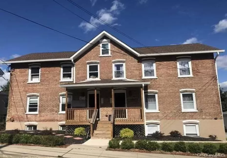 372 VERPLANCK Avenue, Beacon, NY, 1 Bedroom Bedrooms, 3 Rooms Rooms,1 BathroomBathrooms,Residential Lease,For Rent,VERPLANCK,0,1031505 372 VERPLANCK Avenue, Beacon, NY, 1 Bedroom Bedrooms, 3 Rooms Rooms,1 BathroomBathrooms,Residential Lease,For Rent,VERPLANCK,0,1031505