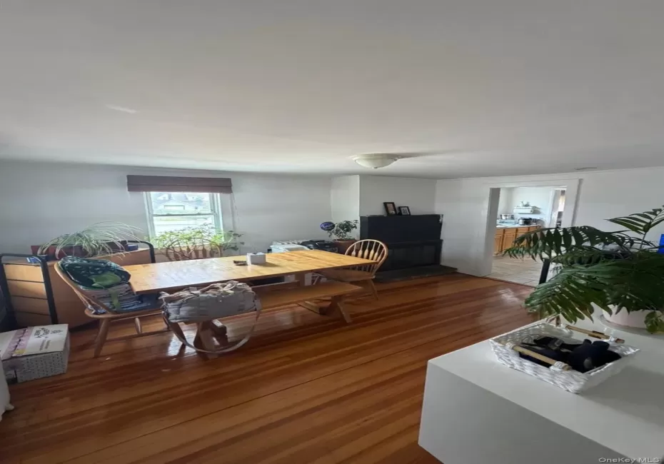 3158 Lincoln Avenue, Hempstead, NY, 3 Bedrooms Bedrooms, 5 Rooms Rooms,1 BathroomBathrooms,Residential Lease,For Rent,Lincoln,0,1031492 3158 Lincoln Avenue, Hempstead, NY, 3 Bedrooms Bedrooms, 5 Rooms Rooms,1 BathroomBathrooms,Residential Lease,For Rent,Lincoln,0,1031492