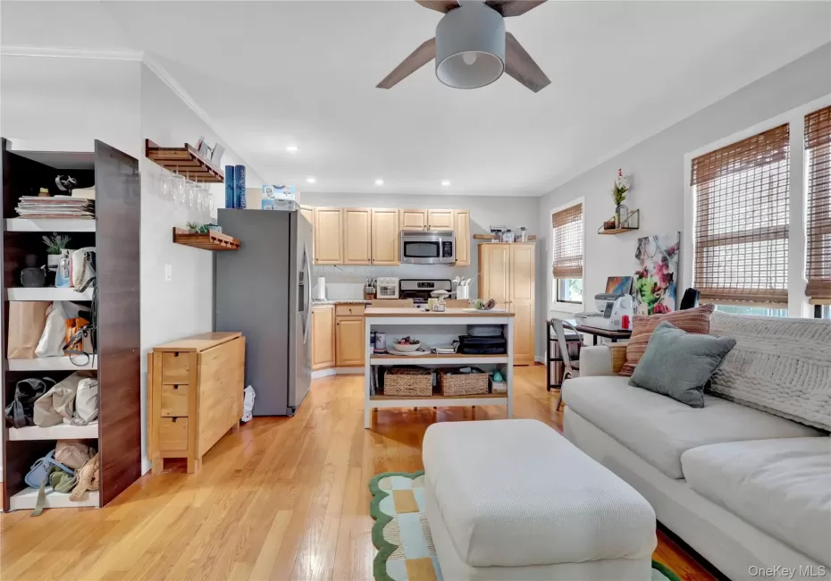 65 Broadway, Long Beach, NY, 1 Bedroom Bedrooms, 3 Rooms Rooms,1 BathroomBathrooms,Residential Lease,For Rent,Broadway,0,1031616 65 Broadway, Long Beach, NY, 1 Bedroom Bedrooms, 3 Rooms Rooms,1 BathroomBathrooms,Residential Lease,For Rent,Broadway,0,1031616