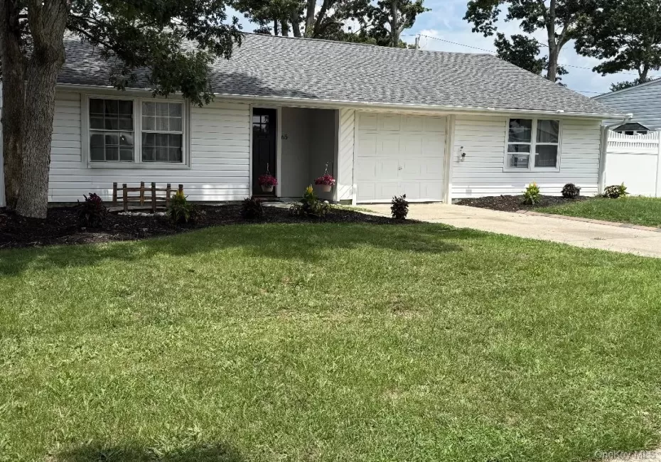 65 Biscayne Drive, Brookhaven, NY, 4 Bedrooms Bedrooms, 8 Rooms Rooms,2 BathroomsBathrooms,Residential,For Rent,Biscayne,0,1028828 65 Biscayne Drive, Brookhaven, NY, 4 Bedrooms Bedrooms, 8 Rooms Rooms,2 BathroomsBathrooms,Residential,For Rent,Biscayne,0,1028828