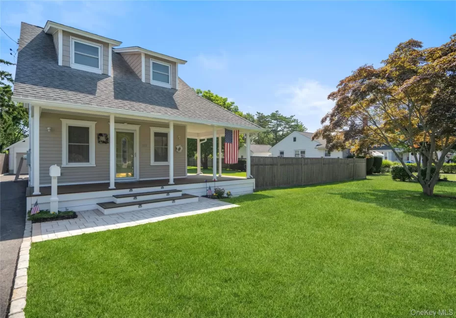115 Cedar Avenue, Brookhaven, NY, 3 Bedrooms Bedrooms, 5 Rooms Rooms,1 BathroomBathrooms,Residential,For Rent,Cedar,0,1010446 115 Cedar Avenue, Brookhaven, NY, 3 Bedrooms Bedrooms, 5 Rooms Rooms,1 BathroomBathrooms,Residential,For Rent,Cedar,0,1010446