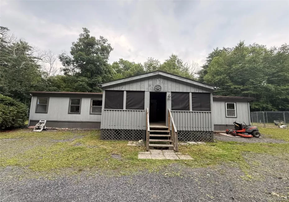 61 Peenpack Trail, Deerpark, NY, 3 Bedrooms Bedrooms, 7 Rooms Rooms,2 BathroomsBathrooms,Residential,For Rent,Peenpack,0,1031680 61 Peenpack Trail, Deerpark, NY, 3 Bedrooms Bedrooms, 7 Rooms Rooms,2 BathroomsBathrooms,Residential,For Rent,Peenpack,0,1031680