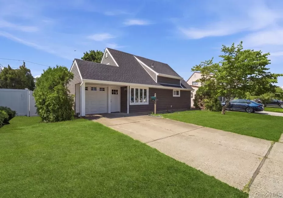 56 Summer Lane, Oyster Bay, NY, 4 Bedrooms Bedrooms, 7 Rooms Rooms,2 BathroomsBathrooms,Residential,For Rent,Summer,0,1031167 56 Summer Lane, Oyster Bay, NY, 4 Bedrooms Bedrooms, 7 Rooms Rooms,2 BathroomsBathrooms,Residential,For Rent,Summer,0,1031167