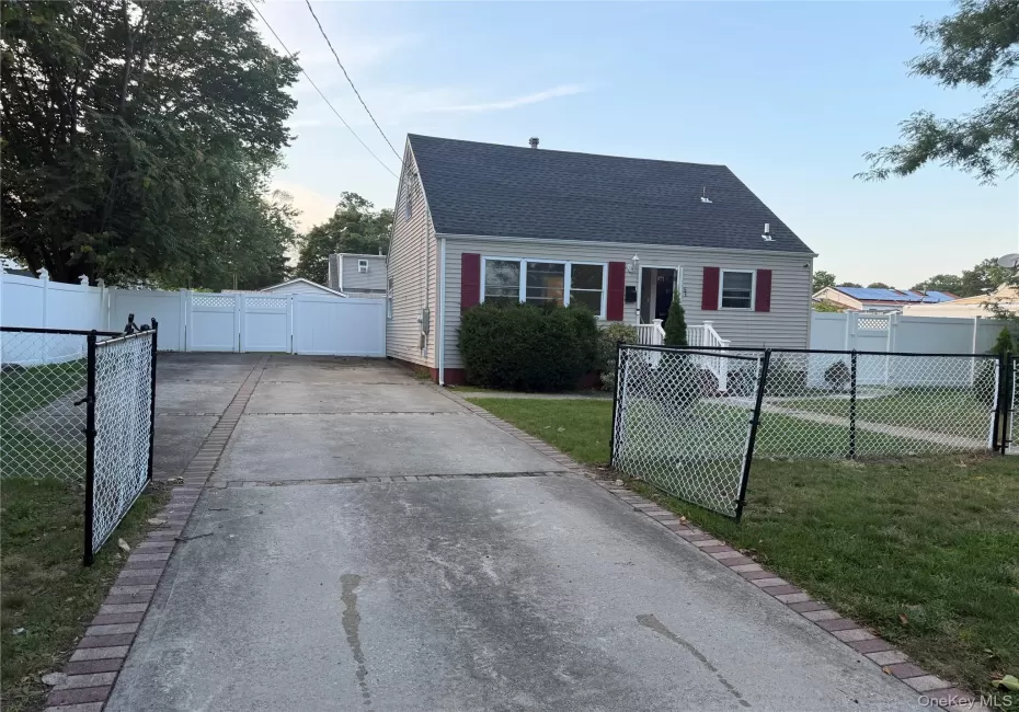 51 Cedar Street, Islip, NY, 4 Bedrooms Bedrooms, 8 Rooms Rooms,2 BathroomsBathrooms,Residential,For Rent,Cedar,0,1031770 51 Cedar Street, Islip, NY, 4 Bedrooms Bedrooms, 8 Rooms Rooms,2 BathroomsBathrooms,Residential,For Rent,Cedar,0,1031770