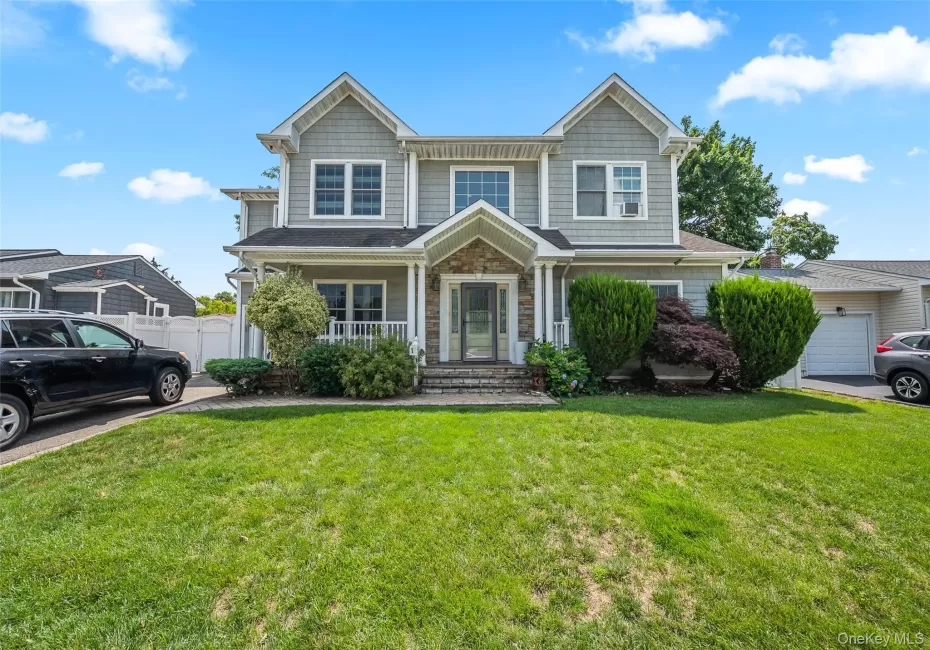 19 Manetto Drive, Oyster Bay, NY, 4 Bedrooms Bedrooms, 10 Rooms Rooms,3 BathroomsBathrooms,Residential,For Rent,Manetto,0,1031606 19 Manetto Drive, Oyster Bay, NY, 4 Bedrooms Bedrooms, 10 Rooms Rooms,3 BathroomsBathrooms,Residential,For Rent,Manetto,0,1031606