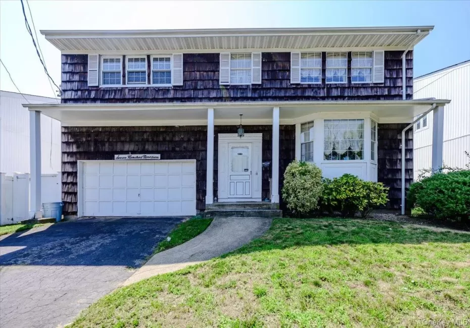 719 Hungry Harbor Road, Hempstead, NY, 4 Bedrooms Bedrooms, 7 Rooms Rooms,2 BathroomsBathrooms,Residential,For Rent,Hungry Harbor,0,1031763 719 Hungry Harbor Road, Hempstead, NY, 4 Bedrooms Bedrooms, 7 Rooms Rooms,2 BathroomsBathrooms,Residential,For Rent,Hungry Harbor,0,1031763