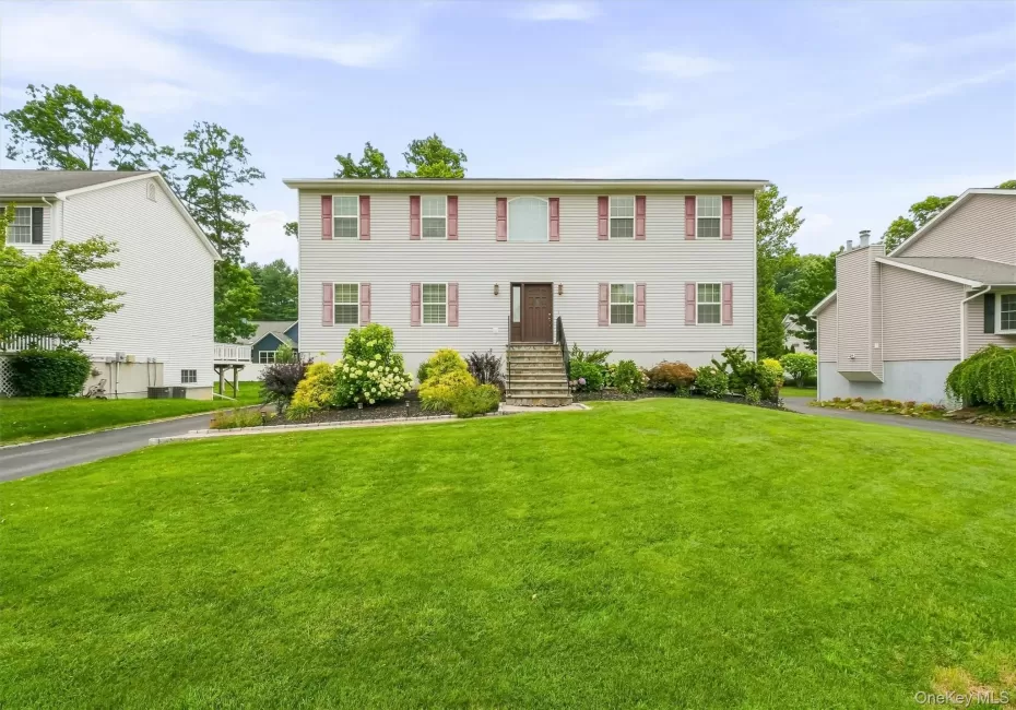 5 Marie Court, Poughkeepsie, NY, 4 Bedrooms Bedrooms, 10 Rooms Rooms,2 BathroomsBathrooms,Residential,For Rent,Marie,0,1030616 5 Marie Court, Poughkeepsie, NY, 4 Bedrooms Bedrooms, 10 Rooms Rooms,2 BathroomsBathrooms,Residential,For Rent,Marie,0,1030616