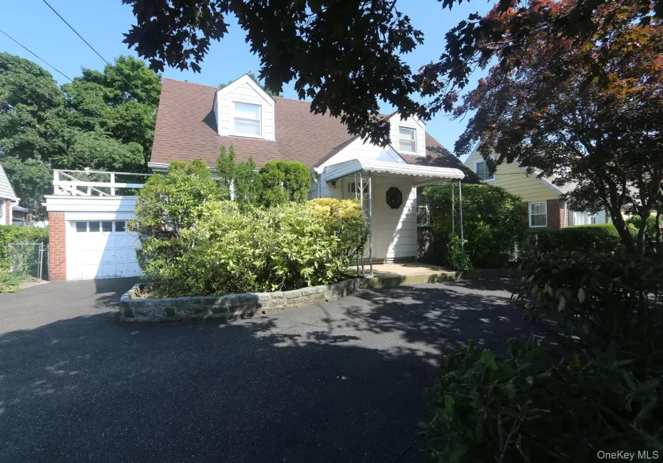43 Ivanhoe Place, Hempstead, NY, 3 Bedrooms Bedrooms, 6 Rooms Rooms,2 BathroomsBathrooms,Residential,For Rent,Ivanhoe,0,1031979 43 Ivanhoe Place, Hempstead, NY, 3 Bedrooms Bedrooms, 6 Rooms Rooms,2 BathroomsBathrooms,Residential,For Rent,Ivanhoe,0,1031979