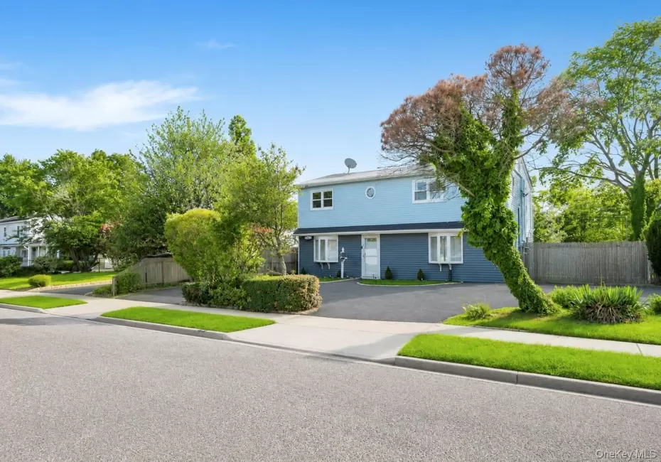 46 Stone Lane, Hempstead, NY, 4 Bedrooms Bedrooms, 9 Rooms Rooms,2 BathroomsBathrooms,Residential,For Rent,Stone,0,1031957 46 Stone Lane, Hempstead, NY, 4 Bedrooms Bedrooms, 9 Rooms Rooms,2 BathroomsBathrooms,Residential,For Rent,Stone,0,1031957
