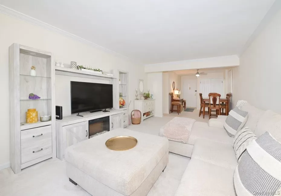 4 Birchwood Court, Hempstead, NY, 1 Bedroom Bedrooms, 4 Rooms Rooms,1 BathroomBathrooms,Residential,For Rent,Birchwood,0,1031944 4 Birchwood Court, Hempstead, NY, 1 Bedroom Bedrooms, 4 Rooms Rooms,1 BathroomBathrooms,Residential,For Rent,Birchwood,0,1031944