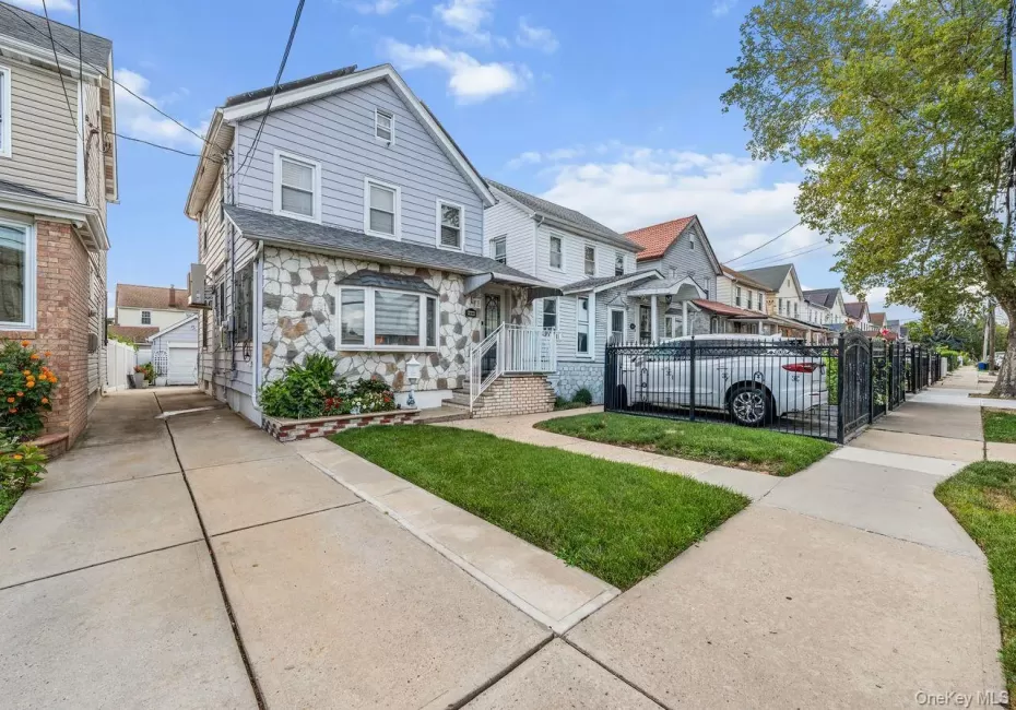 9446 214th Place, New York, NY, 4 Bedrooms Bedrooms, 9 Rooms Rooms,1 BathroomBathrooms,Residential,For Rent,214th,0,1031948 9446 214th Place, New York, NY, 4 Bedrooms Bedrooms, 9 Rooms Rooms,1 BathroomBathrooms,Residential,For Rent,214th,0,1031948