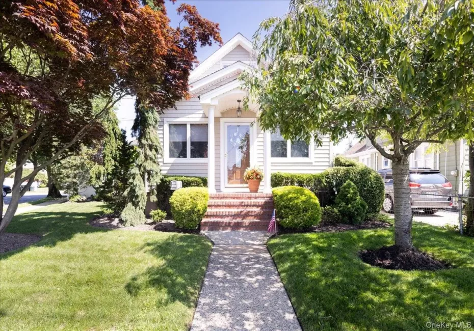714 Wyckoff Avenue, Hempstead, NY, 3 Bedrooms Bedrooms, 6 Rooms Rooms,2 BathroomsBathrooms,Residential,For Rent,Wyckoff,0,1030806 714 Wyckoff Avenue, Hempstead, NY, 3 Bedrooms Bedrooms, 6 Rooms Rooms,2 BathroomsBathrooms,Residential,For Rent,Wyckoff,0,1030806