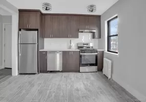 103 Lawson St Street, Hempstead, NY, 2 Bedrooms Bedrooms, 3 Rooms Rooms,1 BathroomBathrooms,Residential Lease,For Rent,Lawson St,0,1009851 103 Lawson St Street, Hempstead, NY, 2 Bedrooms Bedrooms, 3 Rooms Rooms,1 BathroomBathrooms,Residential Lease,For Rent,Lawson St,0,1009851