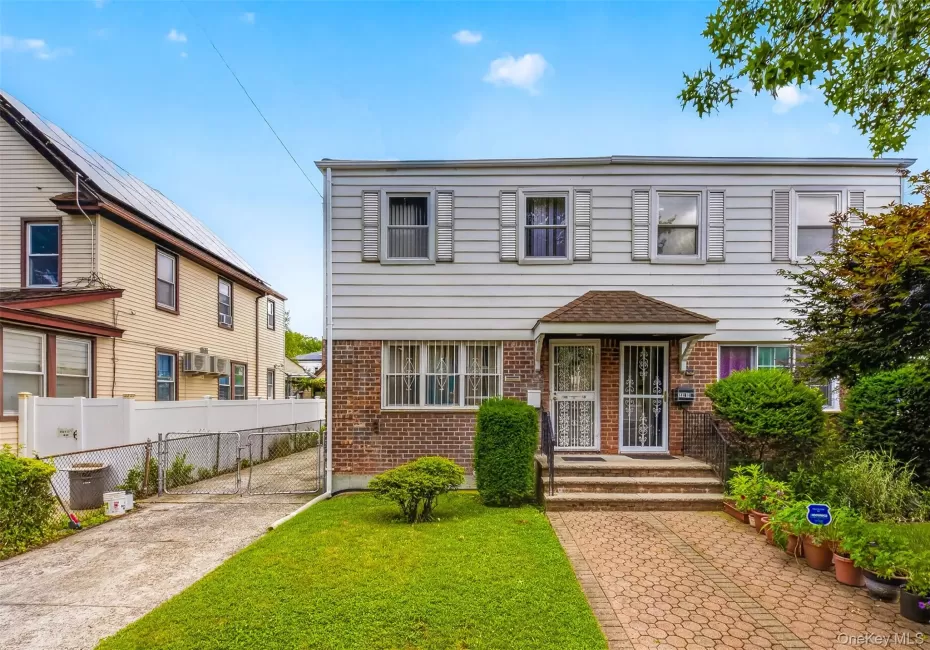 146-18 Kalmia Avenue, New York, NY, 3 Bedrooms Bedrooms, 9 Rooms Rooms,1 BathroomBathrooms,Residential,For Rent,Kalmia,0,1025137 146-18 Kalmia Avenue, New York, NY, 3 Bedrooms Bedrooms, 9 Rooms Rooms,1 BathroomBathrooms,Residential,For Rent,Kalmia,0,1025137