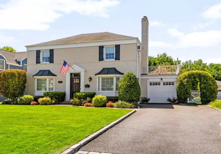 96 Huntington Road, Hempstead, NY, 3 Bedrooms Bedrooms, 7 Rooms Rooms,1 BathroomBathrooms,Residential,For Rent,Huntington,0,1024155 96 Huntington Road, Hempstead, NY, 3 Bedrooms Bedrooms, 7 Rooms Rooms,1 BathroomBathrooms,Residential,For Rent,Huntington,0,1024155