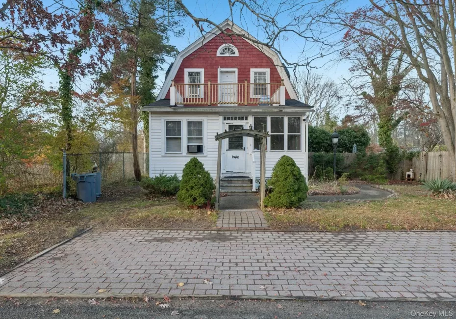 83 Elm Road, Brookhaven, NY, 3 Bedrooms Bedrooms, 7 Rooms Rooms,2 BathroomsBathrooms,Residential,For Rent,Elm,0,1031055 83 Elm Road, Brookhaven, NY, 3 Bedrooms Bedrooms, 7 Rooms Rooms,2 BathroomsBathrooms,Residential,For Rent,Elm,0,1031055