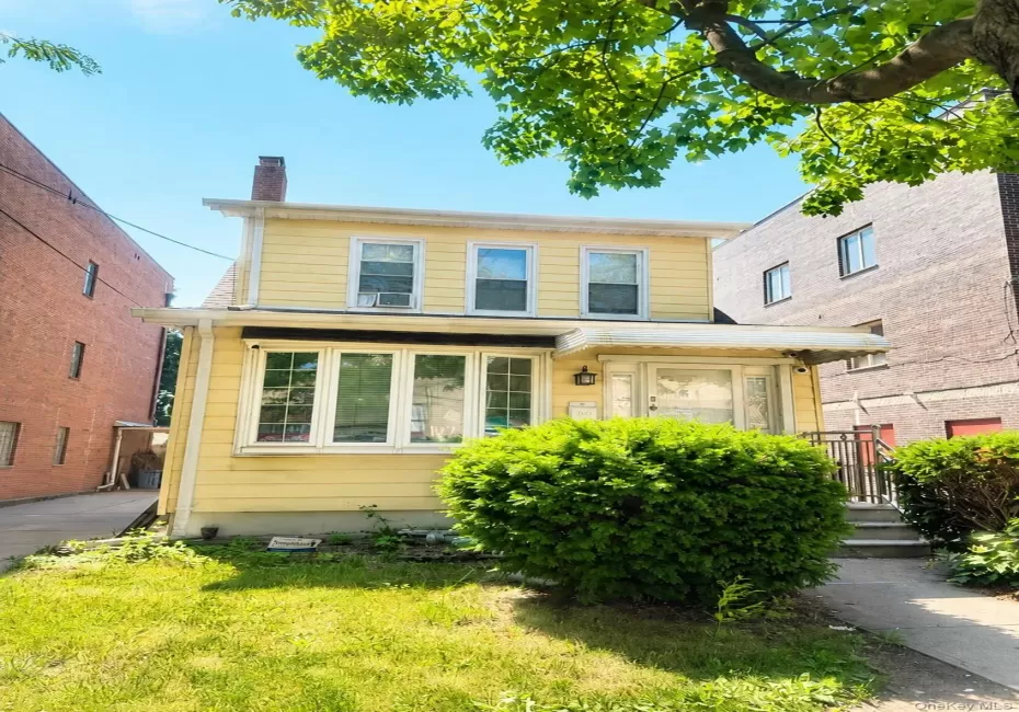 4122 163rd Street, New York, NY, 3 Bedrooms Bedrooms, 6 Rooms Rooms,1 BathroomBathrooms,Residential,For Rent,163rd,0,1032273 4122 163rd Street, New York, NY, 3 Bedrooms Bedrooms, 6 Rooms Rooms,1 BathroomBathrooms,Residential,For Rent,163rd,0,1032273