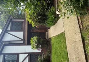 415 Clubhouse Court, Brookhaven, NY, 3 Bedrooms Bedrooms, 10 Rooms Rooms,2 BathroomsBathrooms,Residential Lease,For Rent,Clubhouse,0,1032262 415 Clubhouse Court, Brookhaven, NY, 3 Bedrooms Bedrooms, 10 Rooms Rooms,2 BathroomsBathrooms,Residential Lease,For Rent,Clubhouse,0,1032262