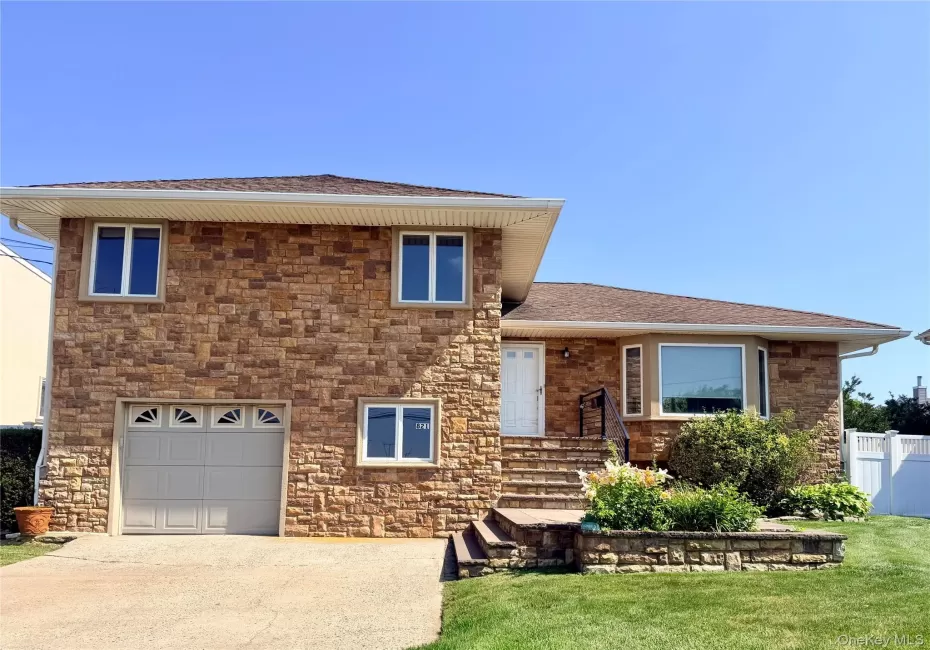 821 Channel Road, Long Beach, NY, 3 Bedrooms Bedrooms, 7 Rooms Rooms,2 BathroomsBathrooms,Residential Lease,For Rent,Channel,0,1032251 821 Channel Road, Long Beach, NY, 3 Bedrooms Bedrooms, 7 Rooms Rooms,2 BathroomsBathrooms,Residential Lease,For Rent,Channel,0,1032251