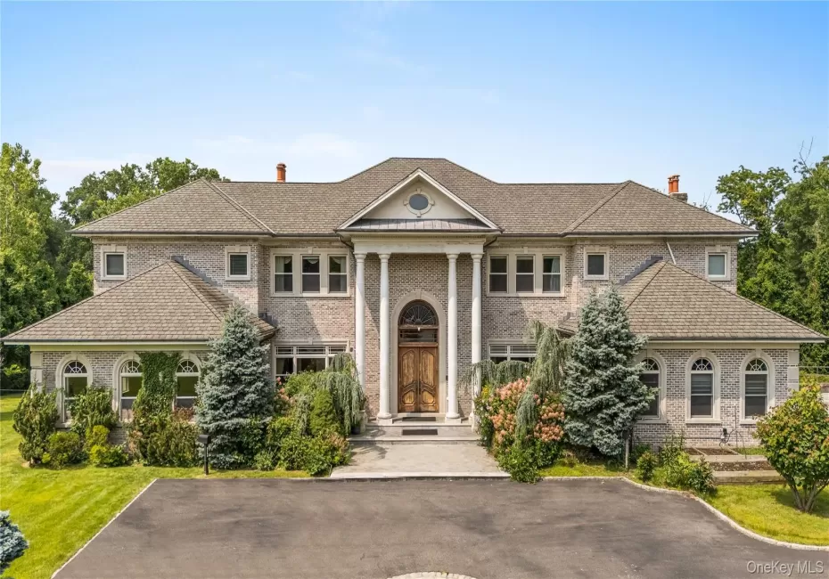 3 Valentine Farm Court, Oyster Bay, NY, 7 Bedrooms Bedrooms, 14 Rooms Rooms,8 BathroomsBathrooms,Residential,For Rent,Valentine Farm,0,1021590 3 Valentine Farm Court, Oyster Bay, NY, 7 Bedrooms Bedrooms, 14 Rooms Rooms,8 BathroomsBathrooms,Residential,For Rent,Valentine Farm,0,1021590