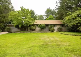 18 Flower Hill Road, Poughkeepsie (town), NY, 3 Bedrooms Bedrooms, 10 Rooms Rooms,2 BathroomsBathrooms,Residential,For Rent,Flower Hill,0,1032431 18 Flower Hill Road, Poughkeepsie (town), NY, 3 Bedrooms Bedrooms, 10 Rooms Rooms,2 BathroomsBathrooms,Residential,For Rent,Flower Hill,0,1032431