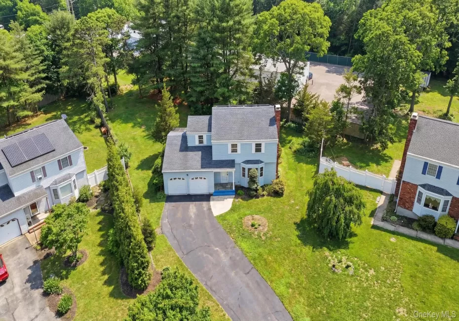 19 Sherwood Court, Brookhaven, NY, 4 Bedrooms Bedrooms, 12 Rooms Rooms,3 BathroomsBathrooms,Residential,For Rent,Sherwood,0,1032429 19 Sherwood Court, Brookhaven, NY, 4 Bedrooms Bedrooms, 12 Rooms Rooms,3 BathroomsBathrooms,Residential,For Rent,Sherwood,0,1032429