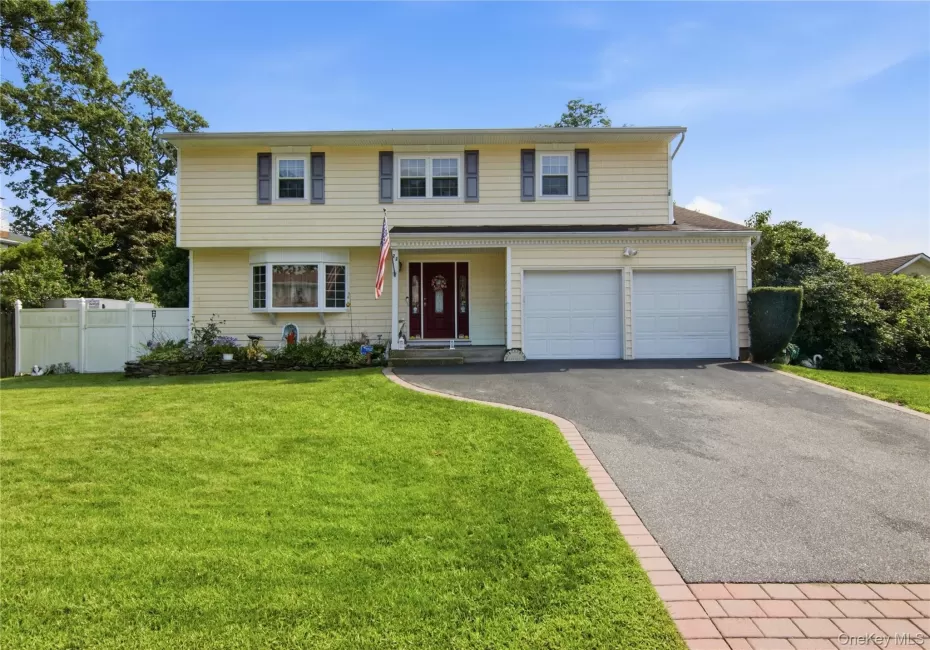 22 Clymer Street, Brookhaven, NY, 4 Bedrooms Bedrooms, 8 Rooms Rooms,2 BathroomsBathrooms,Residential,For Rent,Clymer,0,1031407 22 Clymer Street, Brookhaven, NY, 4 Bedrooms Bedrooms, 8 Rooms Rooms,2 BathroomsBathrooms,Residential,For Rent,Clymer,0,1031407