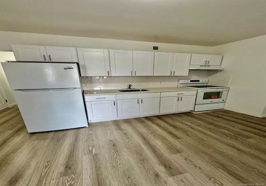 320 Jericho Turnpike, Hempstead, NY, 3 Bedrooms Bedrooms, 6 Rooms Rooms,1 BathroomBathrooms,Residential Lease,For Rent,Jericho,0,1029203 320 Jericho Turnpike, Hempstead, NY, 3 Bedrooms Bedrooms, 6 Rooms Rooms,1 BathroomBathrooms,Residential Lease,For Rent,Jericho,0,1029203