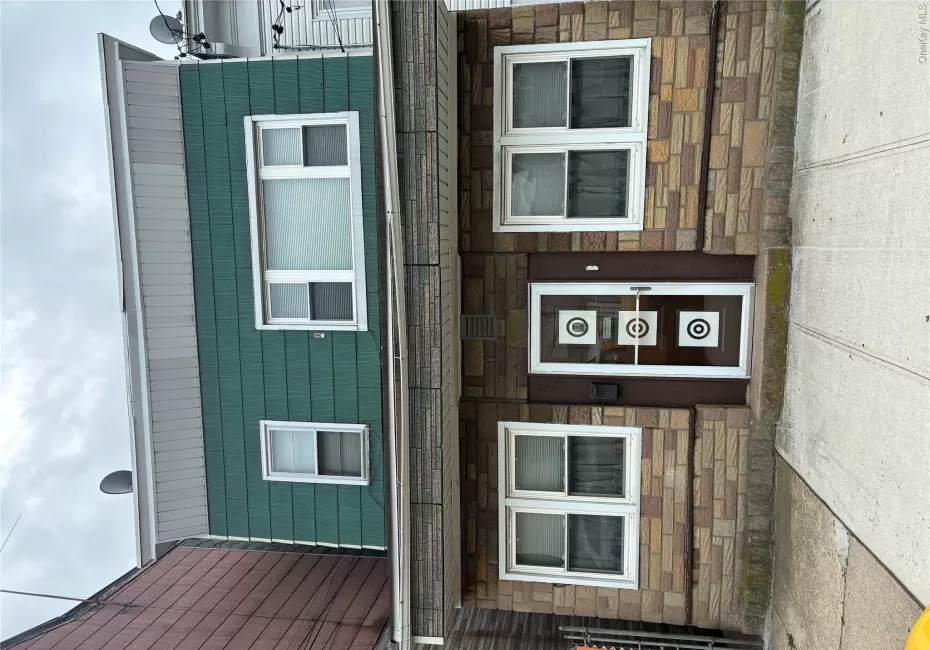 87-18 95th Avenue, New York, NY, 4 Bedrooms Bedrooms, 8 Rooms Rooms,1 BathroomBathrooms,Residential,For Rent,95th,0,1032434 87-18 95th Avenue, New York, NY, 4 Bedrooms Bedrooms, 8 Rooms Rooms,1 BathroomBathrooms,Residential,For Rent,95th,0,1032434
