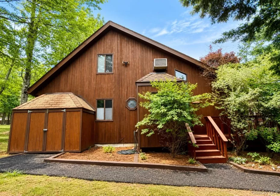 42 Lakeview Terrace, Thompson, NY, 3 Bedrooms Bedrooms, 5 Rooms Rooms,3 BathroomsBathrooms,Residential,For Rent,Lakeview,0,1031746 42 Lakeview Terrace, Thompson, NY, 3 Bedrooms Bedrooms, 5 Rooms Rooms,3 BathroomsBathrooms,Residential,For Rent,Lakeview,0,1031746