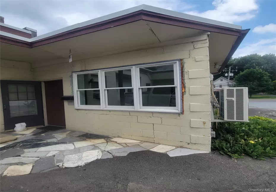 11 Washington Avenue, Ramapo, NY, 1 Bedroom Bedrooms, 4 Rooms Rooms,1 BathroomBathrooms,Residential Lease,For Rent,Washington,0,1024253 11 Washington Avenue, Ramapo, NY, 1 Bedroom Bedrooms, 4 Rooms Rooms,1 BathroomBathrooms,Residential Lease,For Rent,Washington,0,1024253