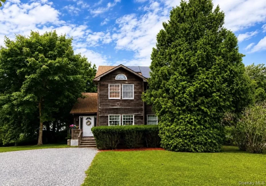 27 Depot Road, Southampton, NY, 4 Bedrooms Bedrooms, 7 Rooms Rooms,3 BathroomsBathrooms,Residential,For Rent,Depot,0,1031140 27 Depot Road, Southampton, NY, 4 Bedrooms Bedrooms, 7 Rooms Rooms,3 BathroomsBathrooms,Residential,For Rent,Depot,0,1031140