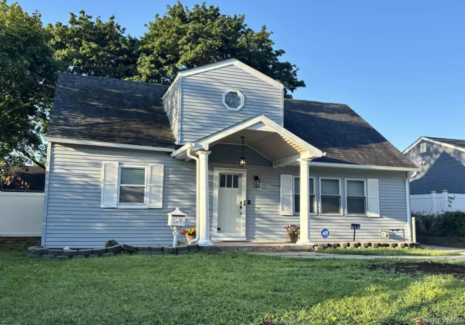 68 State Avenue, Babylon, NY, 4 Bedrooms Bedrooms, 6 Rooms Rooms,2 BathroomsBathrooms,Residential,For Rent,State,0,1032162 68 State Avenue, Babylon, NY, 4 Bedrooms Bedrooms, 6 Rooms Rooms,2 BathroomsBathrooms,Residential,For Rent,State,0,1032162