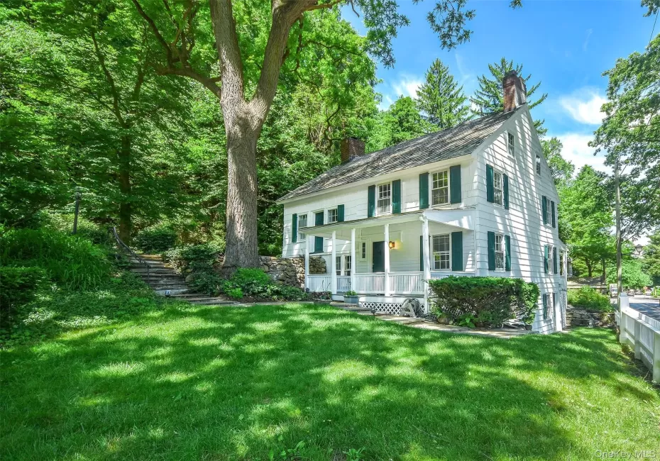 150 Main Street, North Hempstead, NY, 3 Bedrooms Bedrooms, 8 Rooms Rooms,3 BathroomsBathrooms,Residential Lease,For Rent,Main,0,1031854 150 Main Street, North Hempstead, NY, 3 Bedrooms Bedrooms, 8 Rooms Rooms,3 BathroomsBathrooms,Residential Lease,For Rent,Main,0,1031854