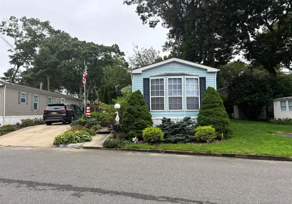 1661 Old Country Road, Riverhead, NY, 2 Bedrooms Bedrooms, 5 Rooms Rooms,2 BathroomsBathrooms,Residential,For Rent,Old Country,0,1032547 1661 Old Country Road, Riverhead, NY, 2 Bedrooms Bedrooms, 5 Rooms Rooms,2 BathroomsBathrooms,Residential,For Rent,Old Country,0,1032547