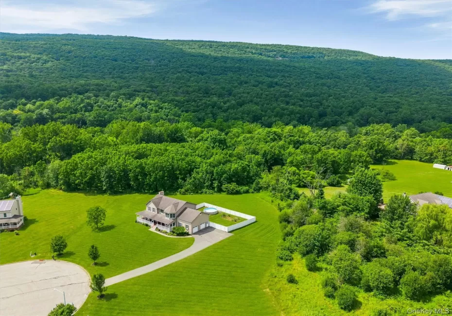 7 Seaman Court, Woodbury, NY, 4 Bedrooms Bedrooms, 11 Rooms Rooms,2 BathroomsBathrooms,Residential,For Rent,Seaman,0,1032361 7 Seaman Court, Woodbury, NY, 4 Bedrooms Bedrooms, 11 Rooms Rooms,2 BathroomsBathrooms,Residential,For Rent,Seaman,0,1032361