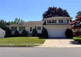 381 Monroe Avenue, Babylon, NY, 4 Bedrooms Bedrooms, 8 Rooms Rooms,2 BathroomsBathrooms,Residential,For Rent,Monroe,0,1032316 381 Monroe Avenue, Babylon, NY, 4 Bedrooms Bedrooms, 8 Rooms Rooms,2 BathroomsBathrooms,Residential,For Rent,Monroe,0,1032316