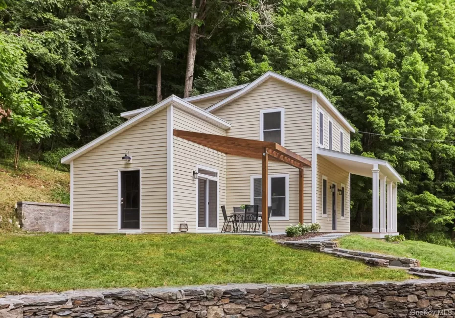 621 Milan Hollow Road, Rhinebeck, NY, 3 Bedrooms Bedrooms, 9 Rooms Rooms,1 BathroomBathrooms,Residential,For Rent,Milan Hollow,0,1032450 621 Milan Hollow Road, Rhinebeck, NY, 3 Bedrooms Bedrooms, 9 Rooms Rooms,1 BathroomBathrooms,Residential,For Rent,Milan Hollow,0,1032450