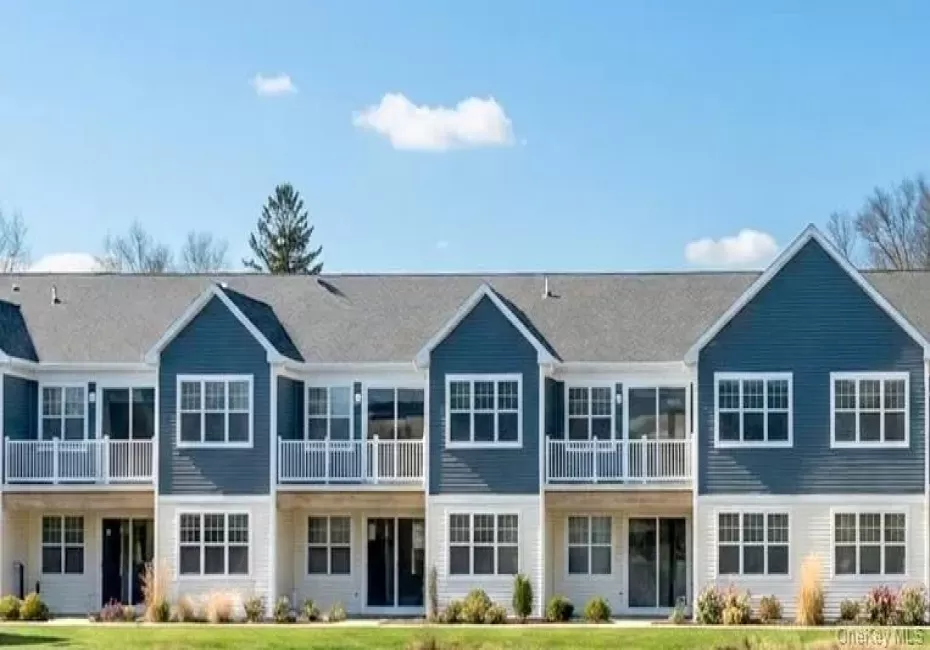 Photo of similar home. *May be AI enhanced Photo of similar home. *May be AI enhanced