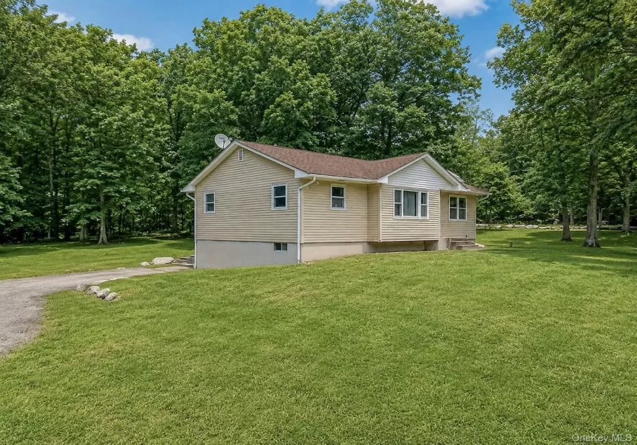 120 Basel Road, Shawangunk, NY, 3 Bedrooms Bedrooms, 7 Rooms Rooms,1 BathroomBathrooms,Residential,For Rent,Basel,0,1032604 120 Basel Road, Shawangunk, NY, 3 Bedrooms Bedrooms, 7 Rooms Rooms,1 BathroomBathrooms,Residential,For Rent,Basel,0,1032604