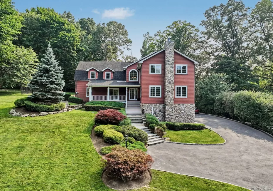 A stately home with a charming country feel! A stately home with a charming country feel!