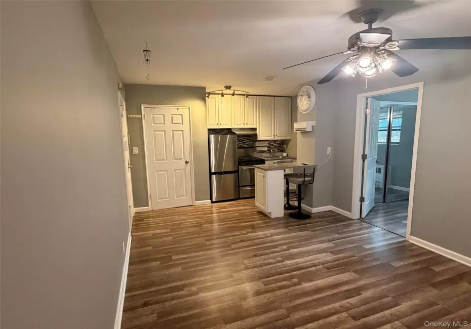 20 Shady Glen Court, New Rochelle, NY, 2 Rooms Rooms,1 BathroomBathrooms,Residential,For Rent,Shady Glen,0,1029684 20 Shady Glen Court, New Rochelle, NY, 2 Rooms Rooms,1 BathroomBathrooms,Residential,For Rent,Shady Glen,0,1029684