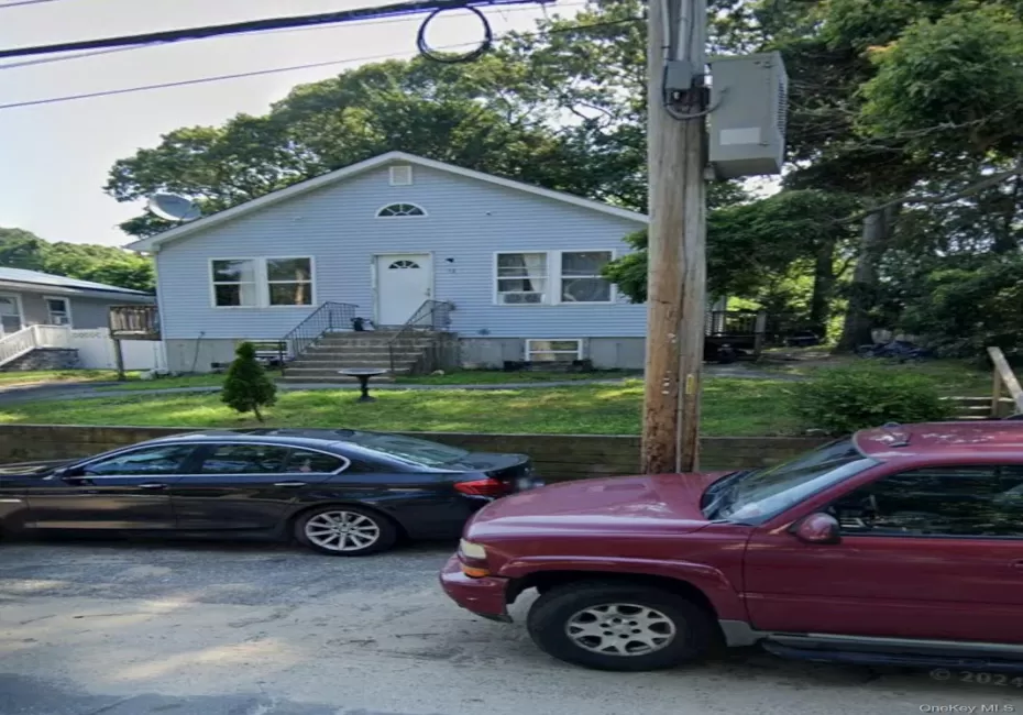 93 Gray Avenue, Brookhaven, NY, 3 Bedrooms Bedrooms, 5 Rooms Rooms,2 BathroomsBathrooms,Residential,For Rent,Gray,0,1032377 93 Gray Avenue, Brookhaven, NY, 3 Bedrooms Bedrooms, 5 Rooms Rooms,2 BathroomsBathrooms,Residential,For Rent,Gray,0,1032377