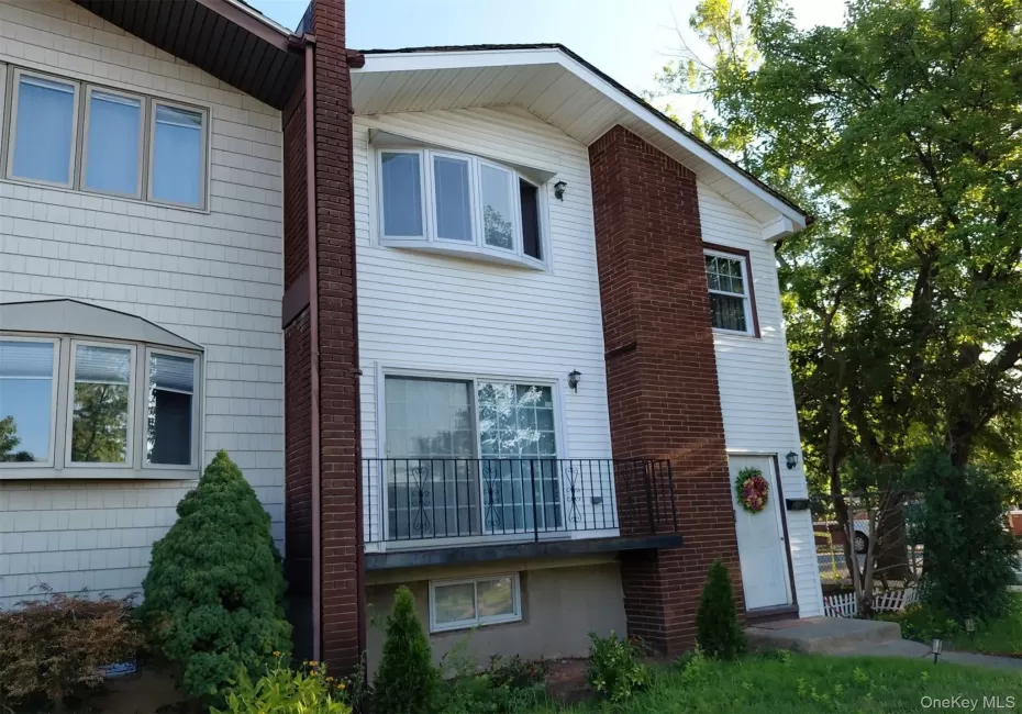 271 Leverett Avenue, New York, NY, 3 Bedrooms Bedrooms, 6 Rooms Rooms,2 BathroomsBathrooms,Residential,For Rent,Leverett,0,1032645 271 Leverett Avenue, New York, NY, 3 Bedrooms Bedrooms, 6 Rooms Rooms,2 BathroomsBathrooms,Residential,For Rent,Leverett,0,1032645