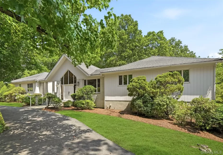 8 Palma Drive, Harrison, NY, 4 Bedrooms Bedrooms, 8 Rooms Rooms,2 BathroomsBathrooms,Residential,For Rent,Palma,0,1029523 8 Palma Drive, Harrison, NY, 4 Bedrooms Bedrooms, 8 Rooms Rooms,2 BathroomsBathrooms,Residential,For Rent,Palma,0,1029523